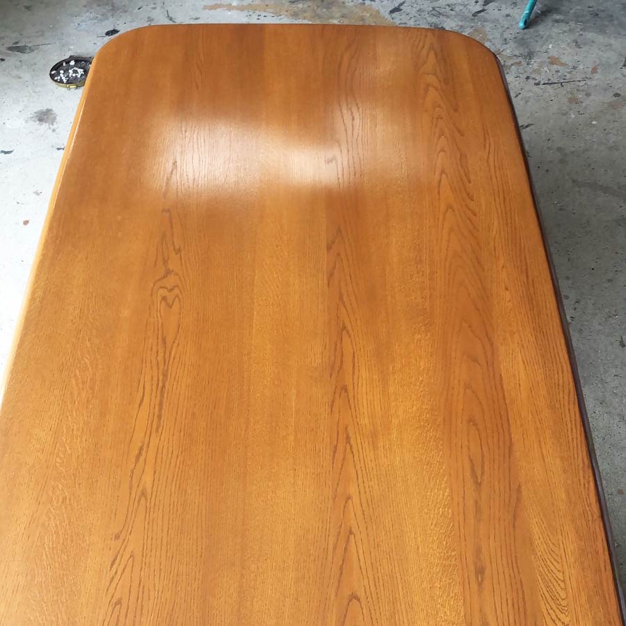 施工例、木製テーブル